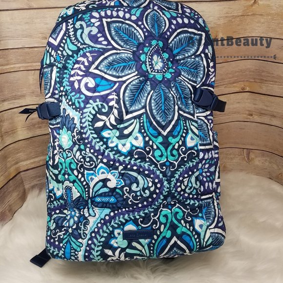 Vera Bradley Essential Expandable LG Quilted Blue Island Medallion Backpack New - Picture 2 of 13